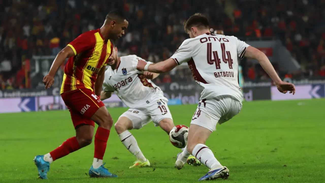Göztepe Trabzonspor maç sonucu kaç kaç? 3 gol 2 kırmızı kart