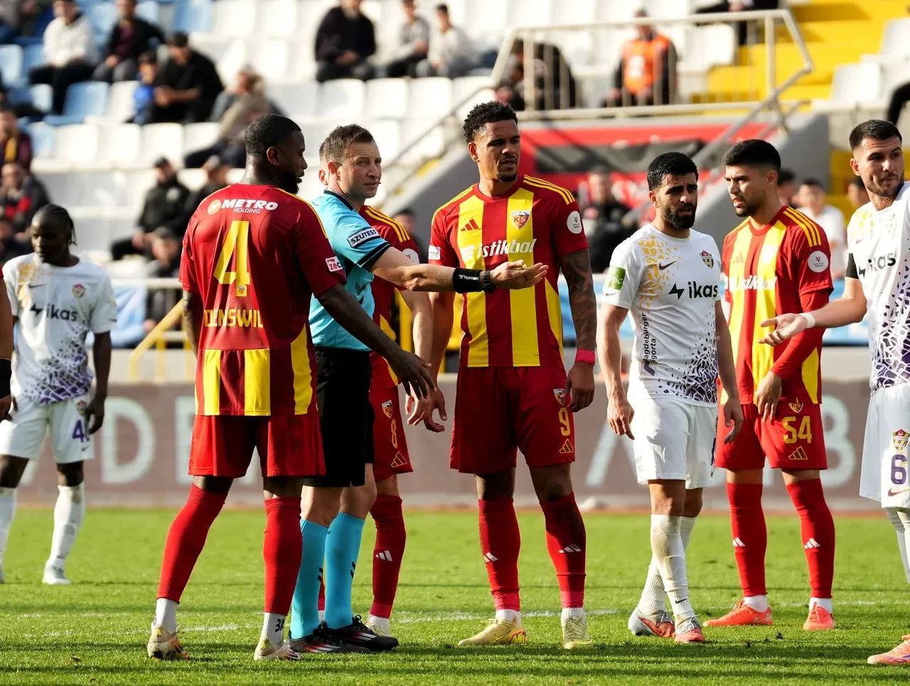 Göztepe Trabzonspor maçı nereden izlenir, hangi kanalda? Göztepe Trabzonspor maç kadrosu, ilk 11