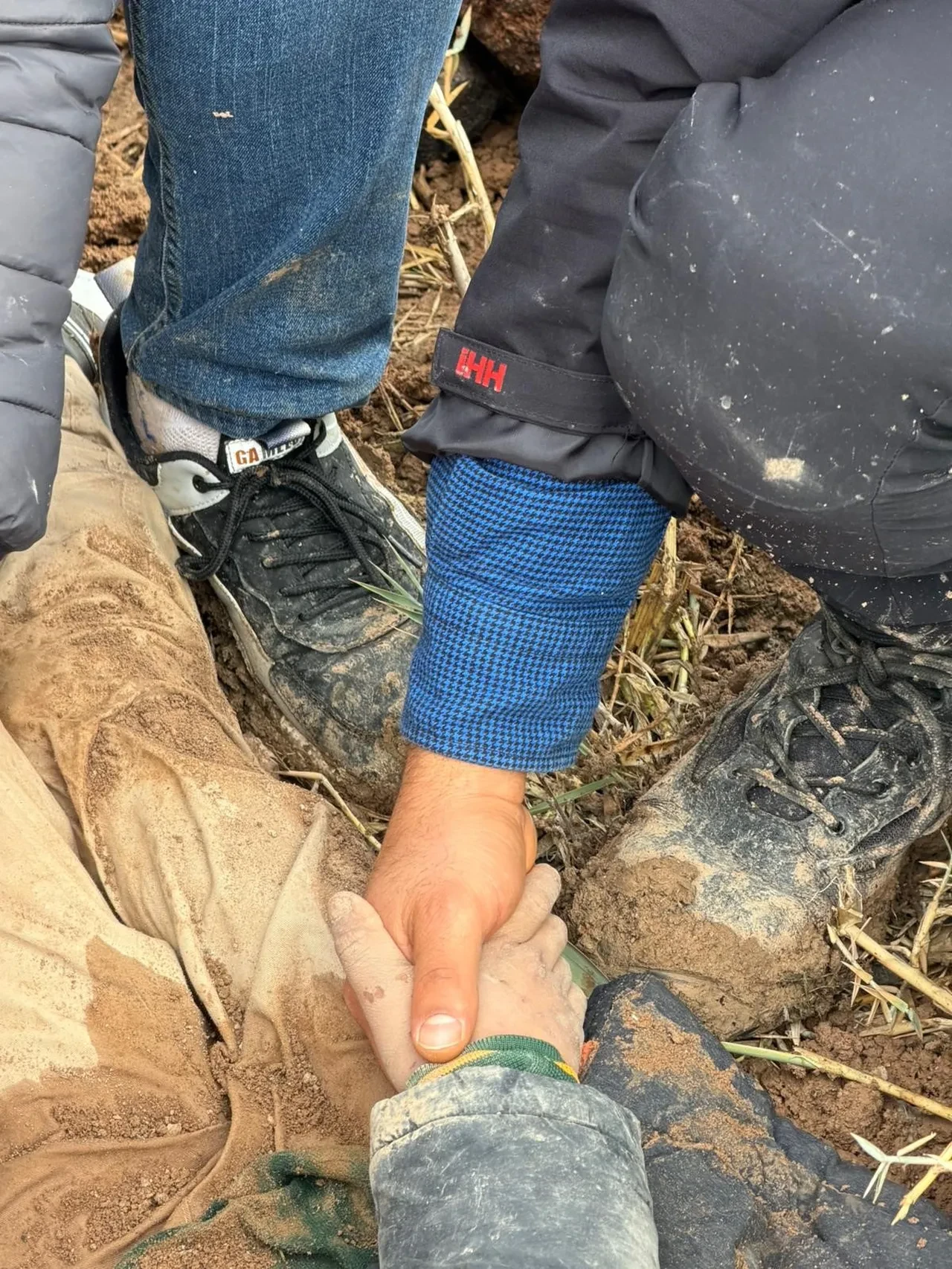 Hatay'da 10 yaşındaki çocuğa dayısı kabusu yaşattı! Toprağa gömüp eziyet etti