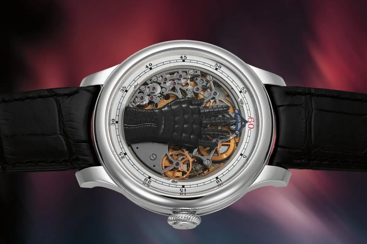 'Hiç param kalmadı' diyen usta ismin saati dudak uçuklatan fiyata satıldı