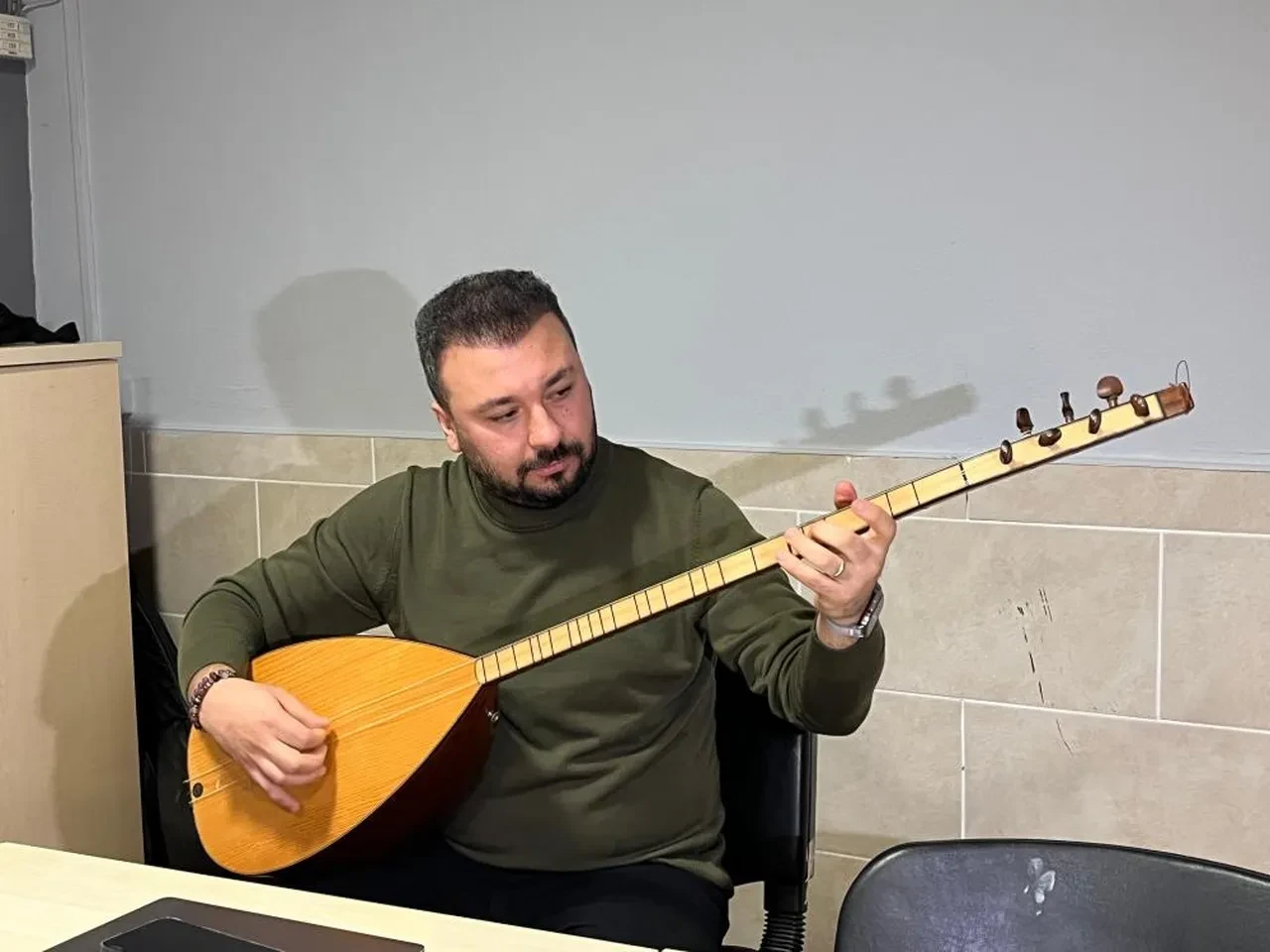 İzmirli çiftin başı Ankaralı Coşkun'la derde girdi! Önce 'tebrik etti' sonra sonra mahkemeye verdi!