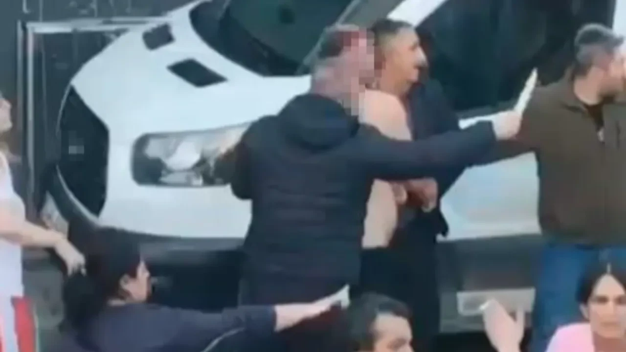 Park edecek yer bulamayınca komşusuna bıçakla saldırmaya kalktı!