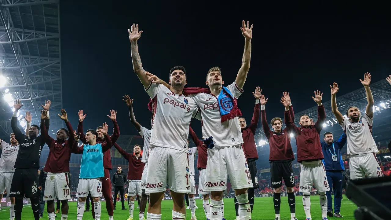 Trabzonspor'da Ernest Muçi hedefi gösterdi: 