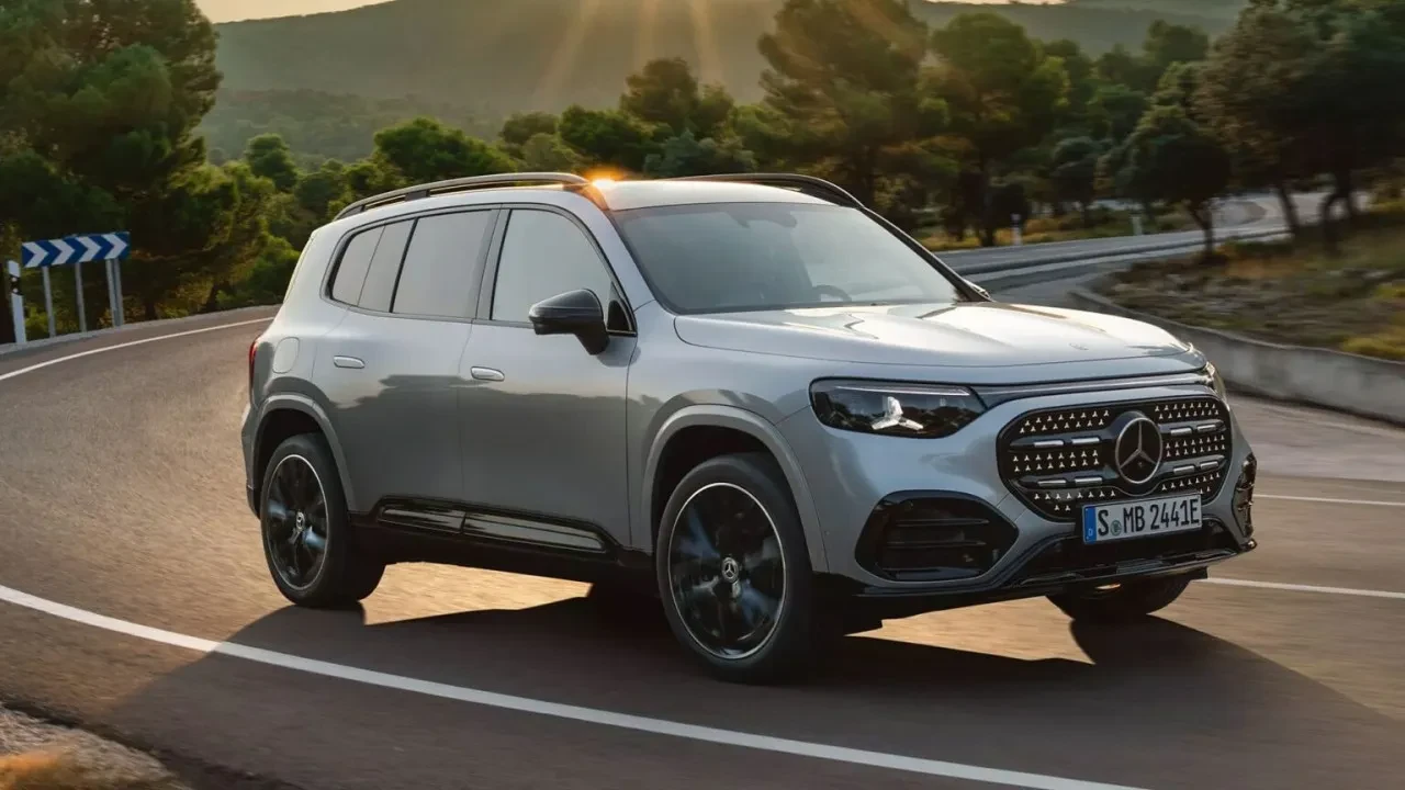 2026 Mercedes-Benz GLB tanıtıldı: İşte teknik özellikleri ve fiyatı