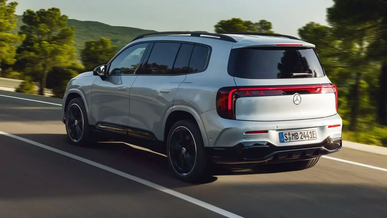 2026 Mercedes-Benz GLB tanıtıldı: İşte teknik özellikleri ve fiyatı