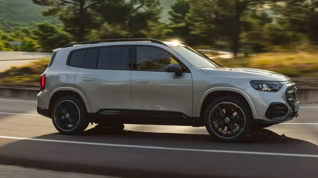 2026 Mercedes-Benz GLB tanıtıldı: İşte teknik özellikleri ve fiyatı