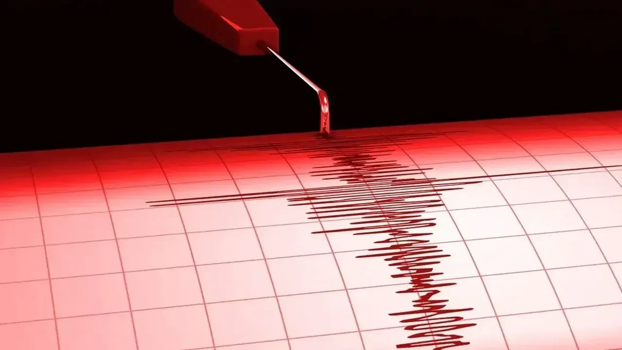 Antalya'da deprem oldu! Bölge peş peşe sallanıyor
