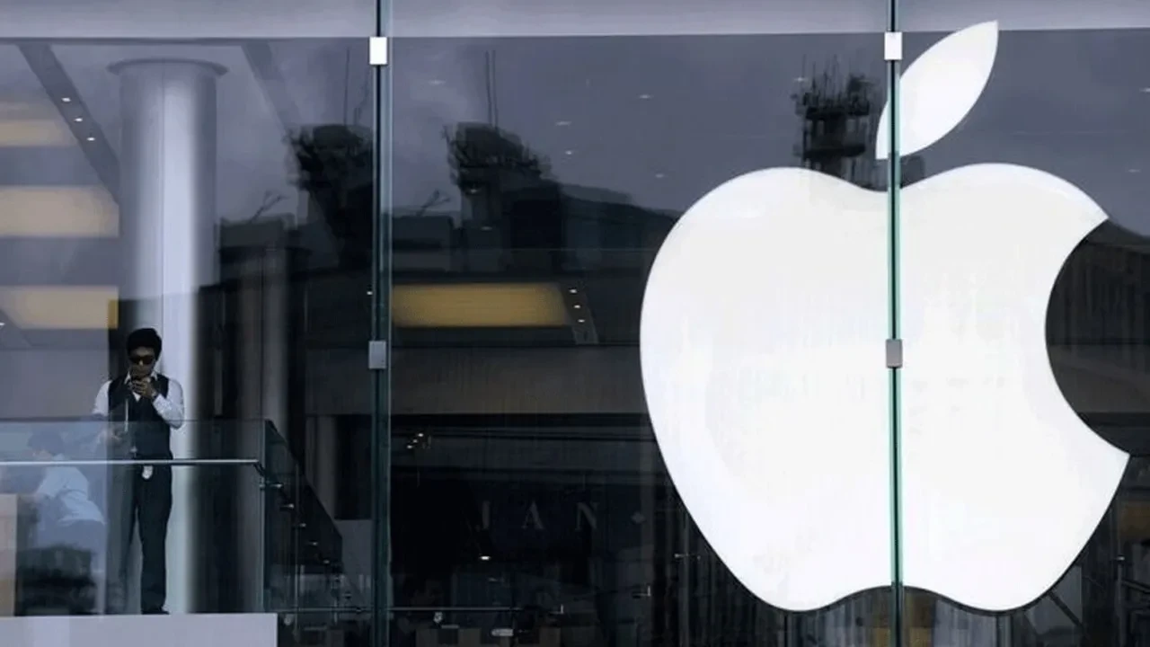 Apple'da yaprak dökümü durmuyor: Kritik isimden ayrılık kararı