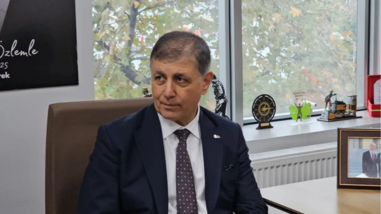 Cemil Tugay'dan işçilerin 'çıplak ayak' eylemine cevap