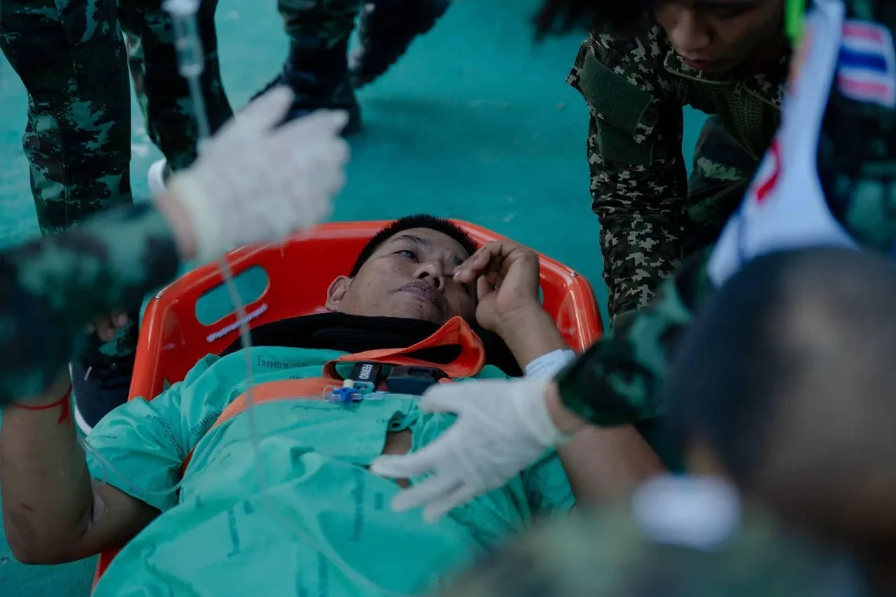 Tayland ve Kamboçya arasında çatışmalar yeniden başladı: F-16'lar havalandı, ölü ve yaralılar var