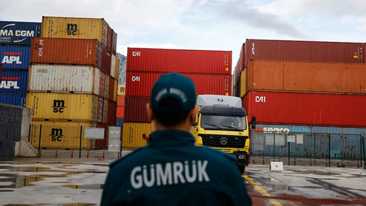 Ticaret Bakanlığı duyurdu! Gümrükte yeni dönem! 