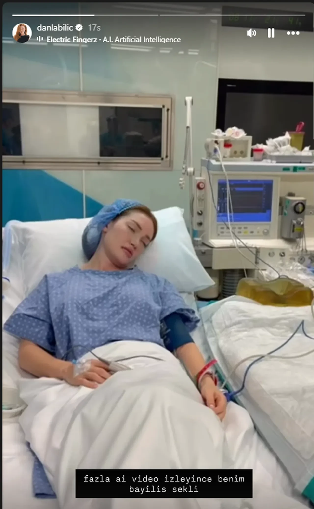 Danla Biliç sırtından çıkarılan dolgu malzemesini paylaştı! Takipçilerini uyardı 