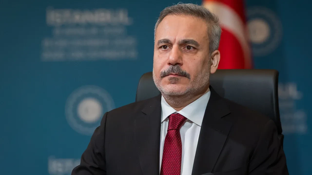 Hakan Fidan'dan SDG'ye uyarı! Ülkesine dönüş yapan Suriyeli sayısını açıkladı