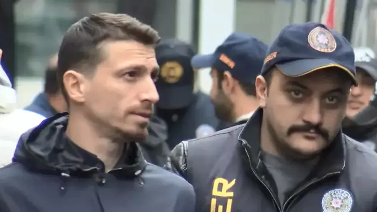 Mert Hakan Yandaş'ın milyonlarca TL'lik bahis trafiği! Her yerden kupon çıktı