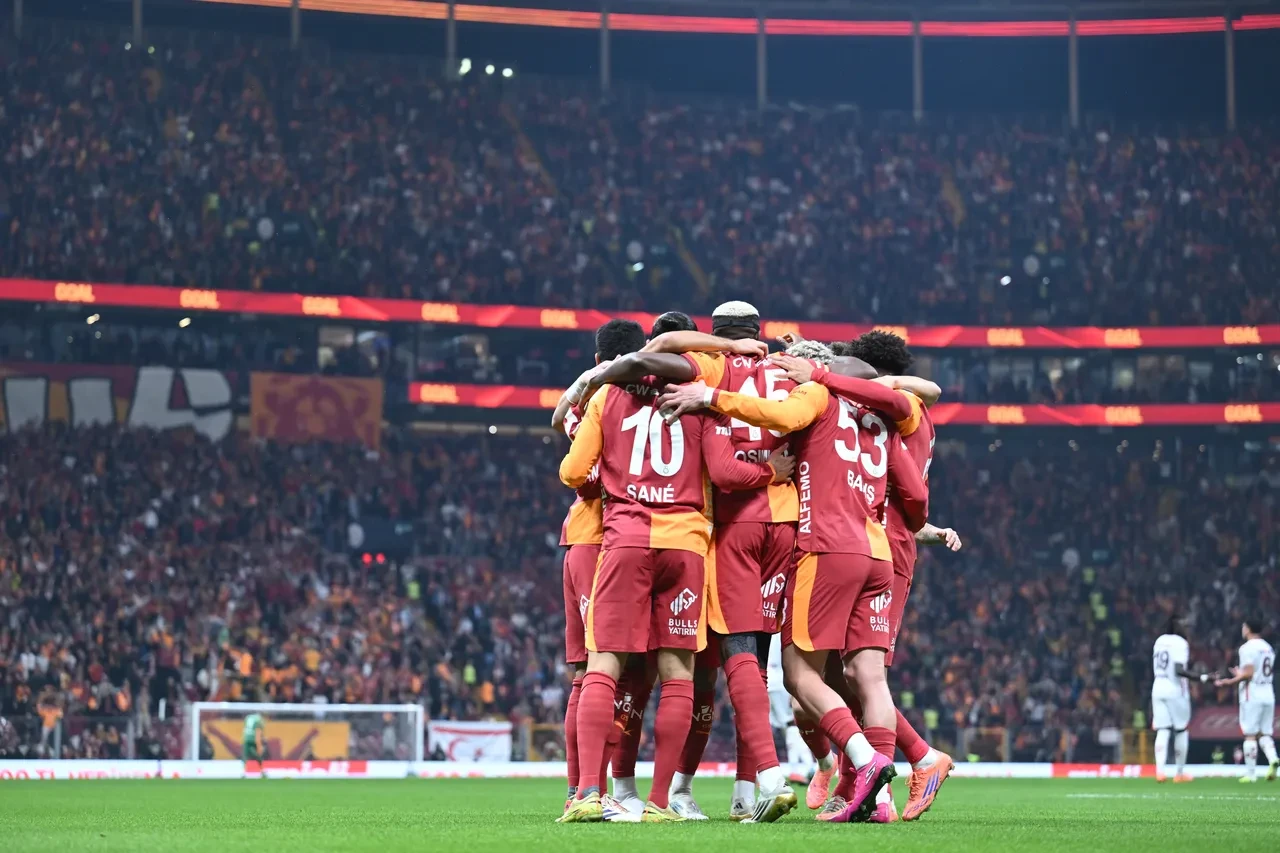 Monaco Galatasaray maç kadrosu, muhtemel 11! Galatasaray sakatlar ve cezalılar