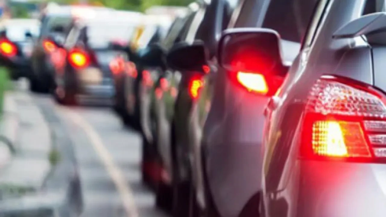 Motorlu kara taşıtları 2024'te 382,9 milyar kilometre yol katetti