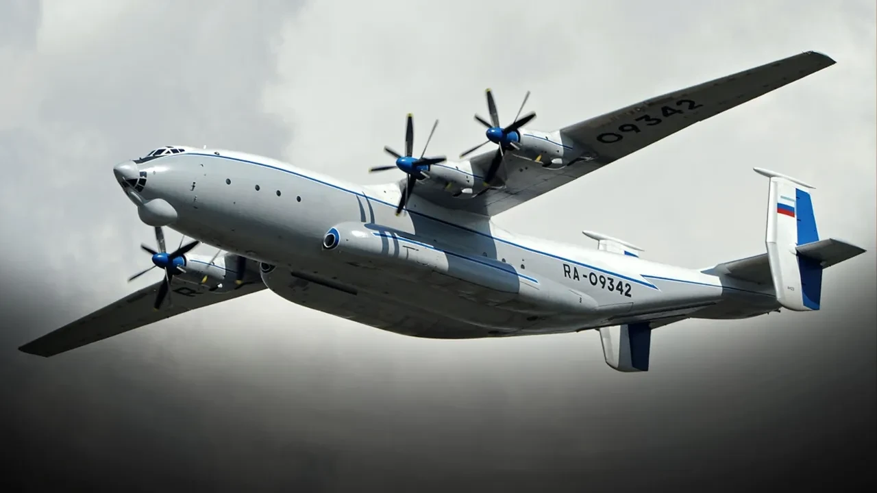 Rusya'da uçak kazası! Askeri nakliye uçağı yere çakıldı