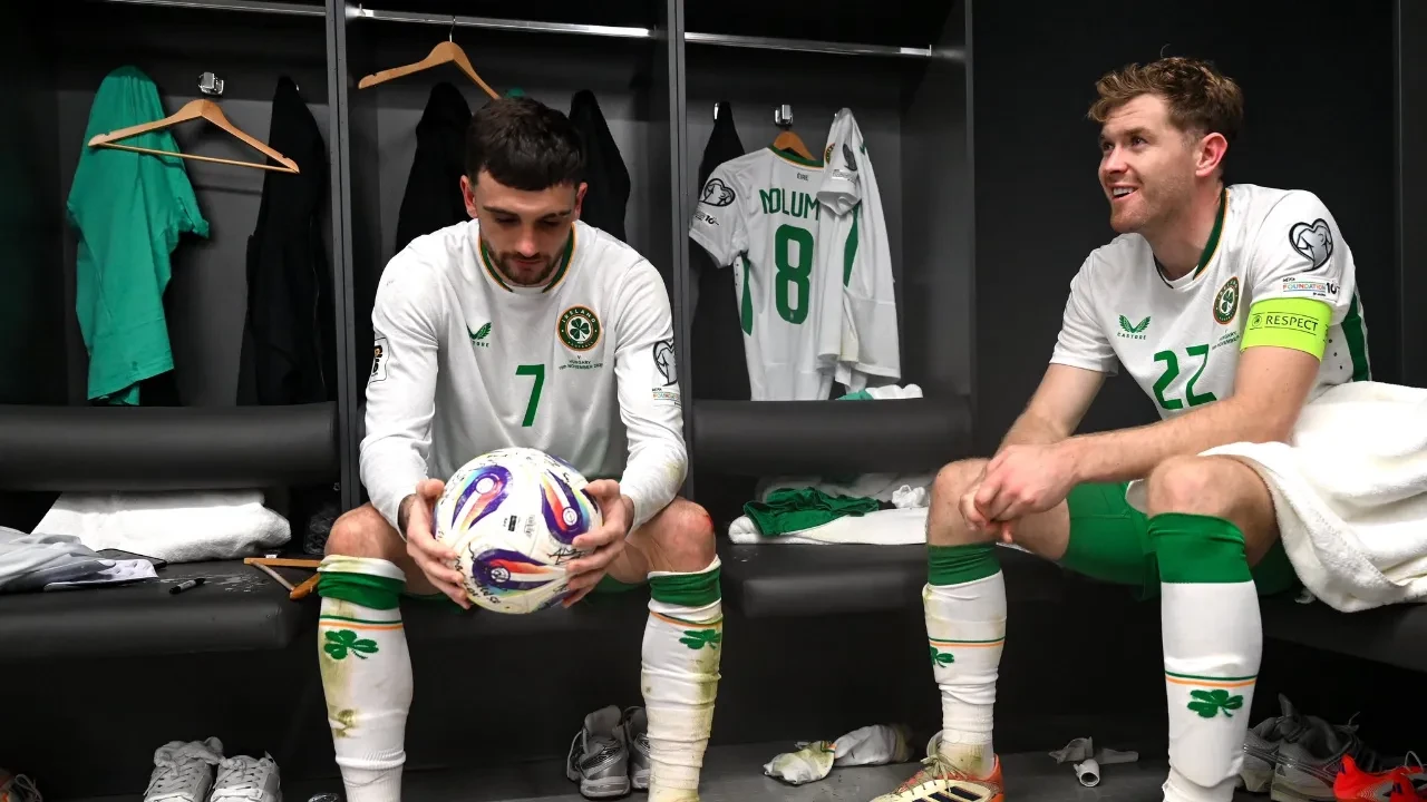 Troy Parrott'tan Fenerbahçe kararı!