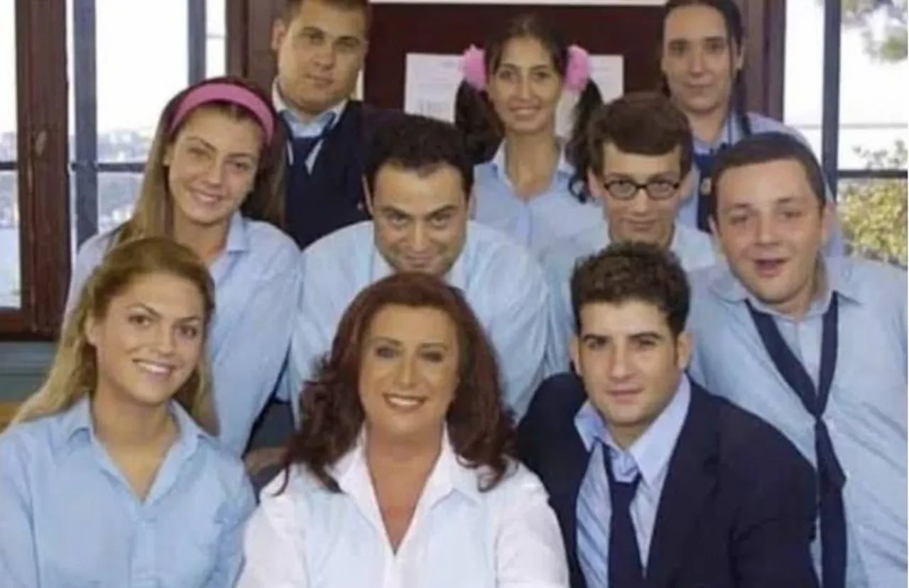 Hayat Bilgisi oyuncuları yıllar sonra buluştu: Hi barbie