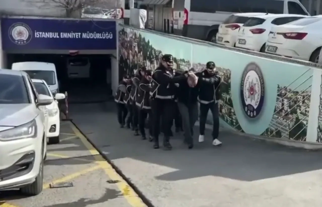 İstanbul’da suç örgütlerine büyük darbe: 100’ün üzerinde gözaltı var!