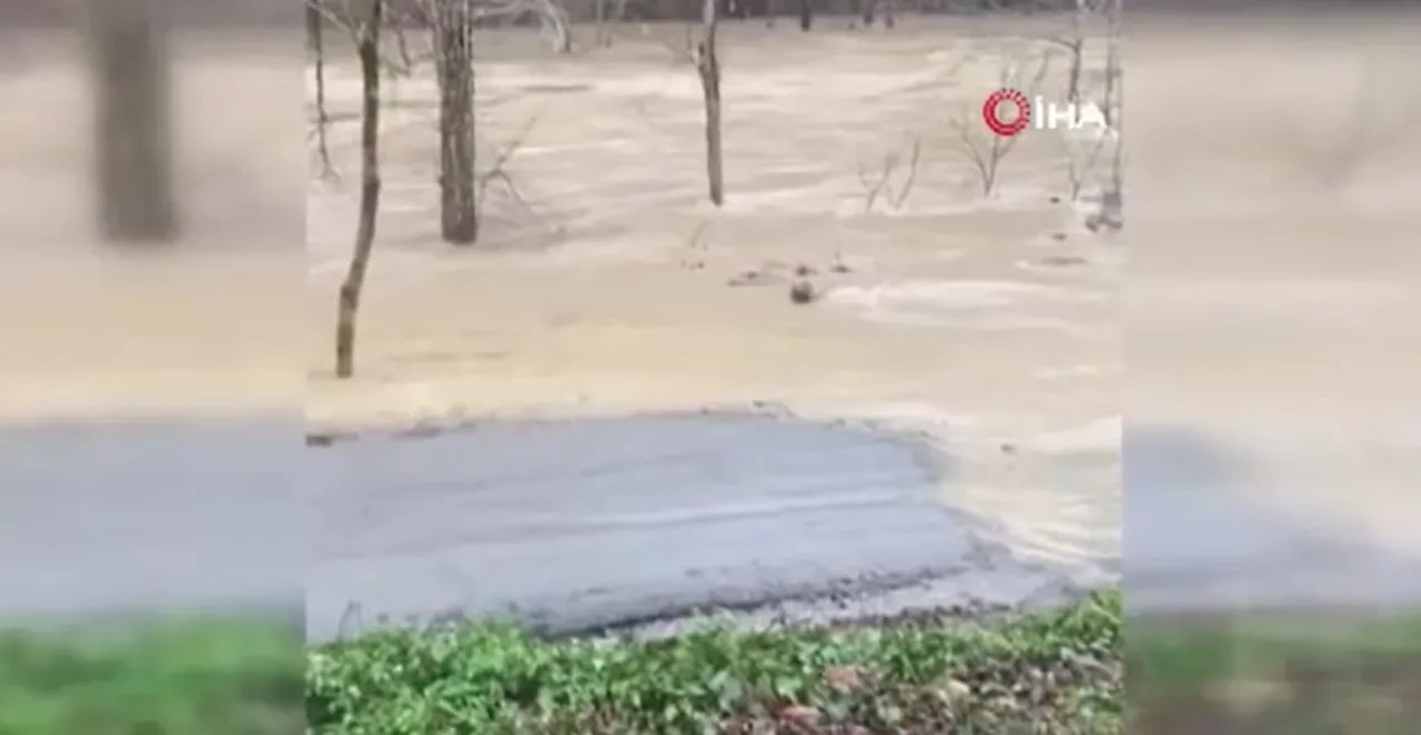 ABD'yi fırtına ve sel vurdu: 9 kişi hayatını kaybetti