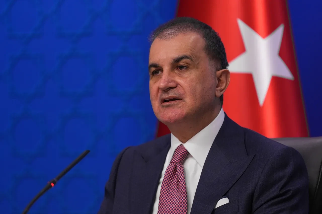 AK Parti'den Özgür Özel'in 'Kenan Evren' benzetmesine sert tepki