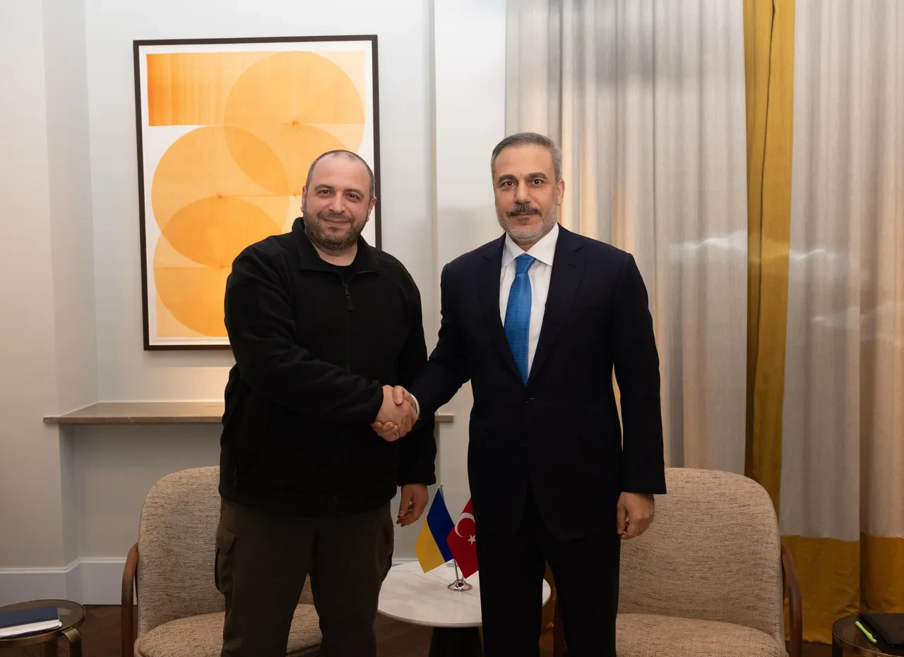 Bakan Hakan Fidan'dan Almanya'da kritik temas! Ukraynalı yetkililerle görüştü