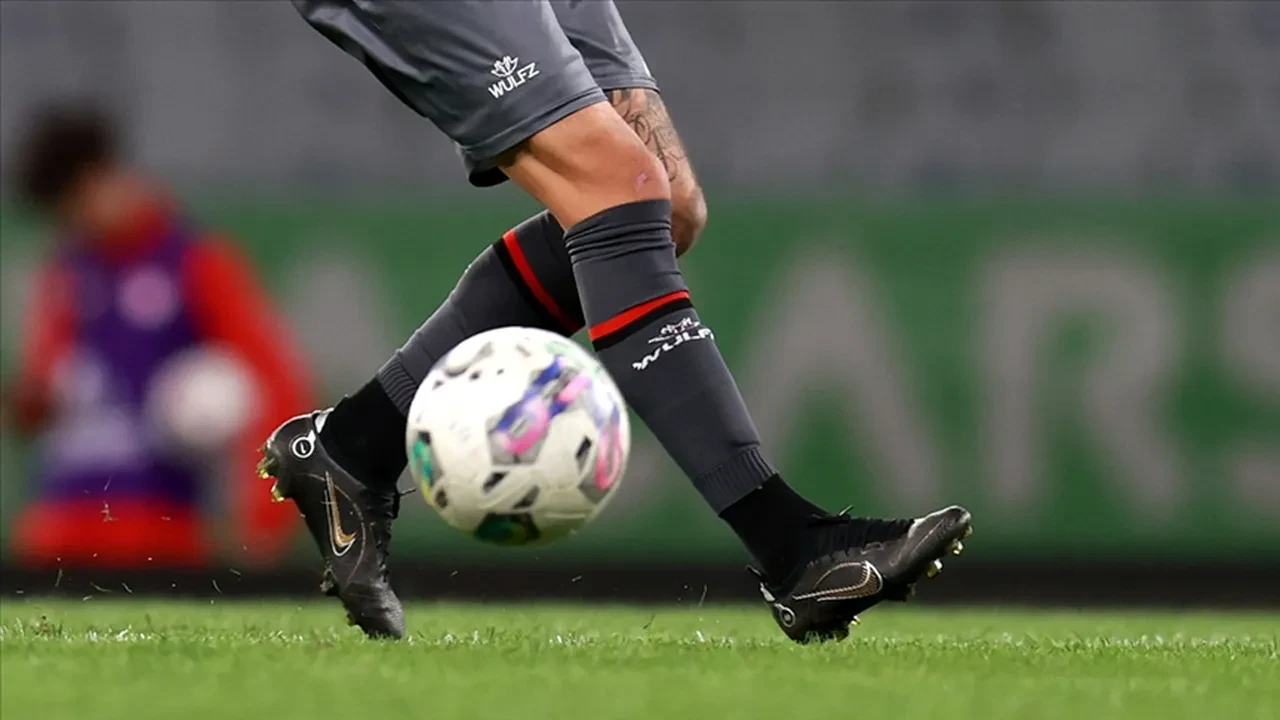 Bugün kimin maçı var? 16 Şubat Süper Lig maç programı