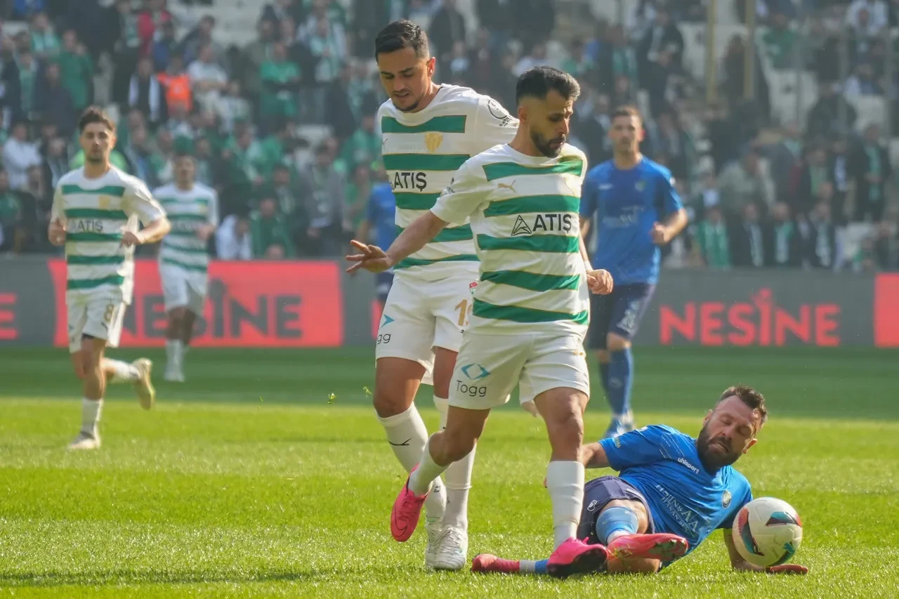 Bursaspor maçı hangi kanalda? Bugün Anadolu Üniversitesi ile karşılaşacak