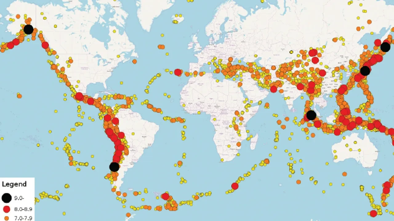 'Büyük deprem' bildirimi 2 şehri uykusuz bıraktı! Halk evlerini terk etti