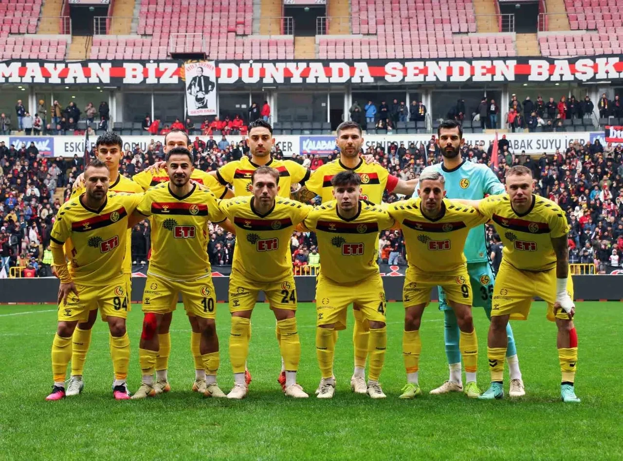 Eskişehirspor maçı bugün saat kaçta, hangi kanalda? Kaş Kınıkspor'u evinde ağırlayacak
