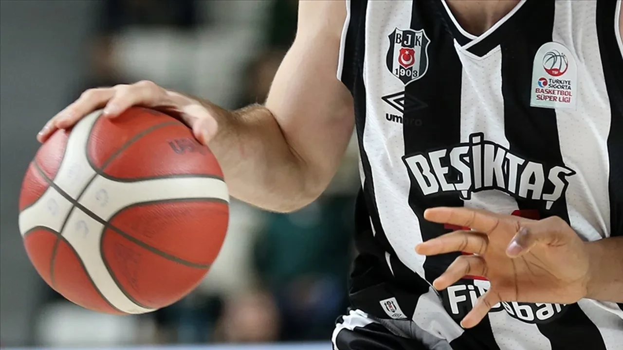 Fenerbahçe Beko Beşiktaş basketbol maçı hangi kanalda? Saatler sonra kupanın sahibi belli olacak