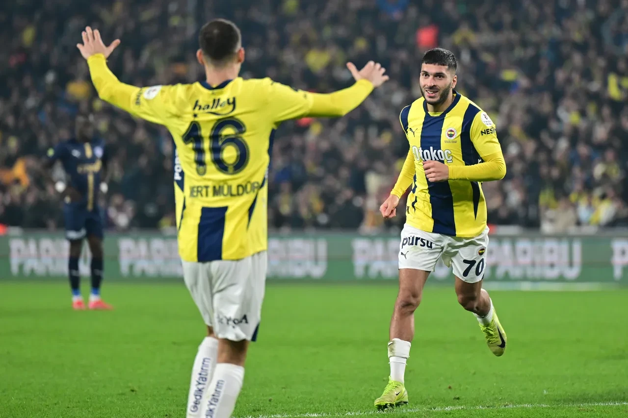 Fenerbahçe Kasımpaşa'yı 3-1 mağlup etti!