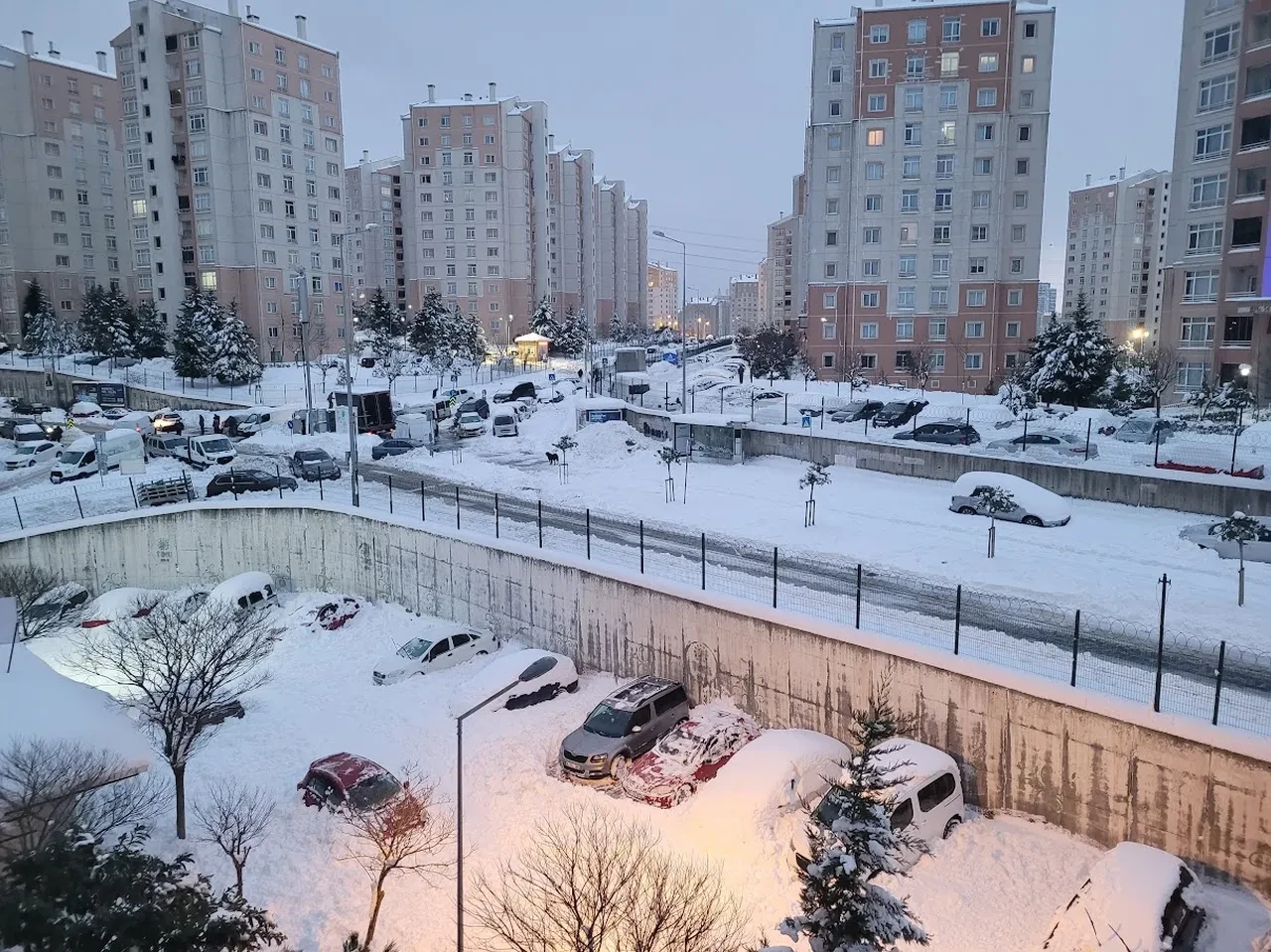 Kar geliyor! Meteoroloji İstanbul ve Ankara için net gün verdi