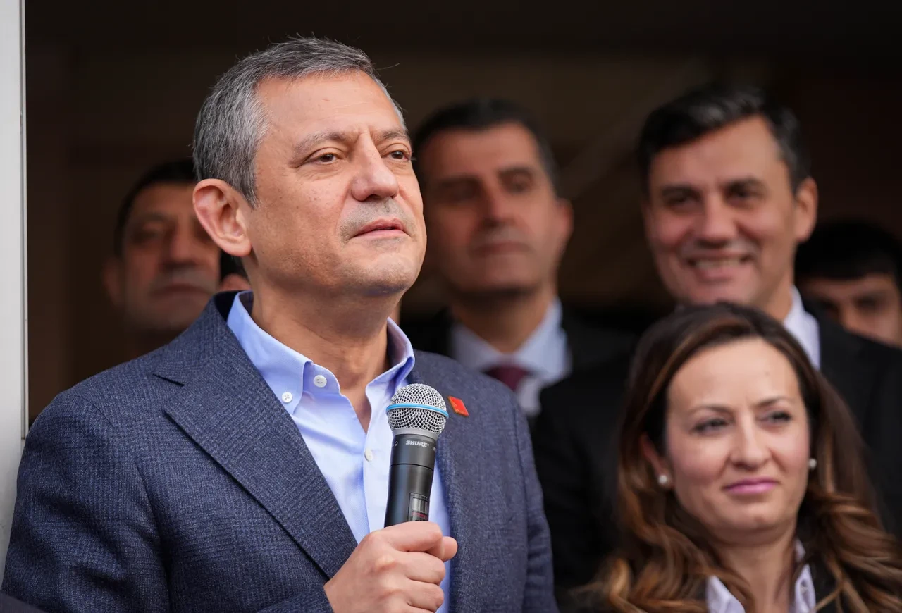 Özgür Özel'den kurultaydaki şaibe iddialarına tepki: CHP çirkin bir saldırı altında