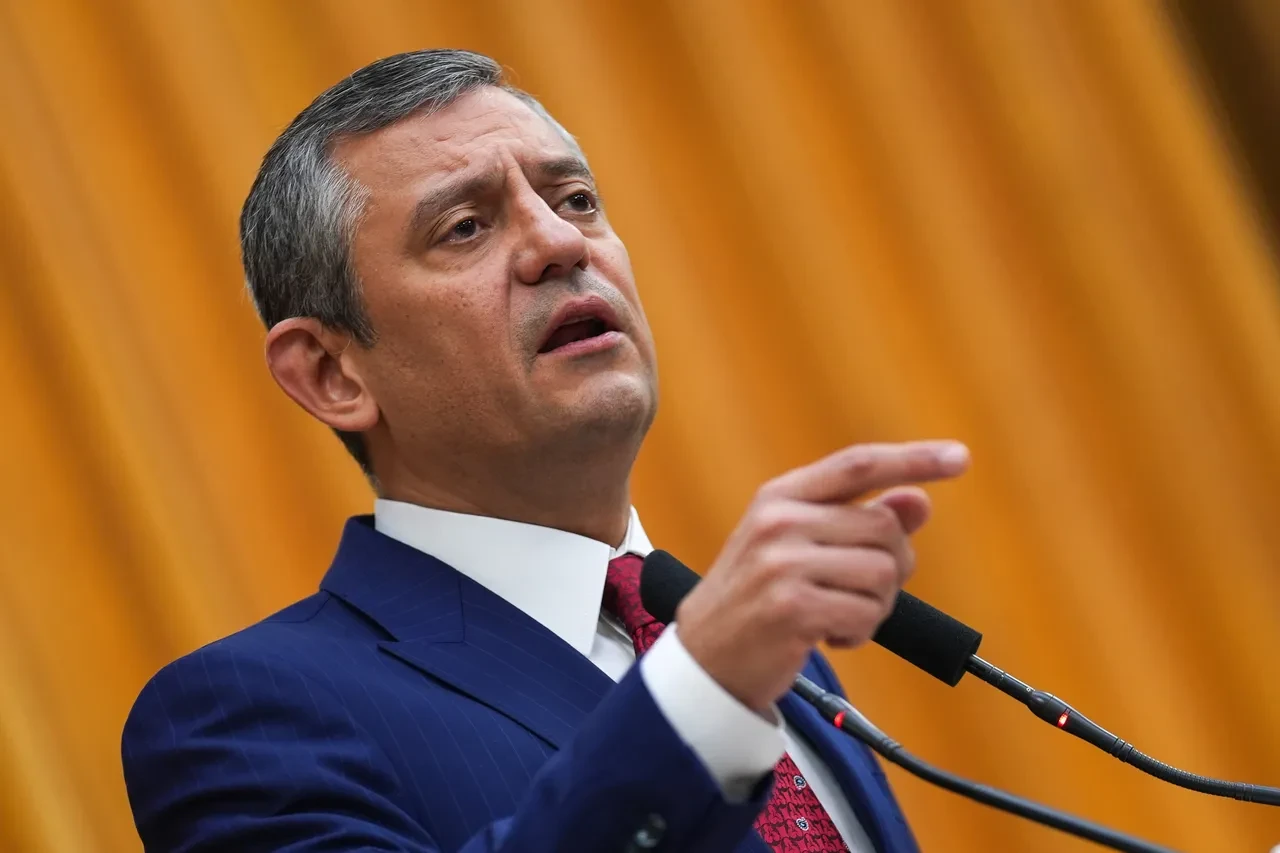 Özgür Özel'den kurultaydaki şaibe iddialarına tepki: CHP çirkin bir saldırı altında