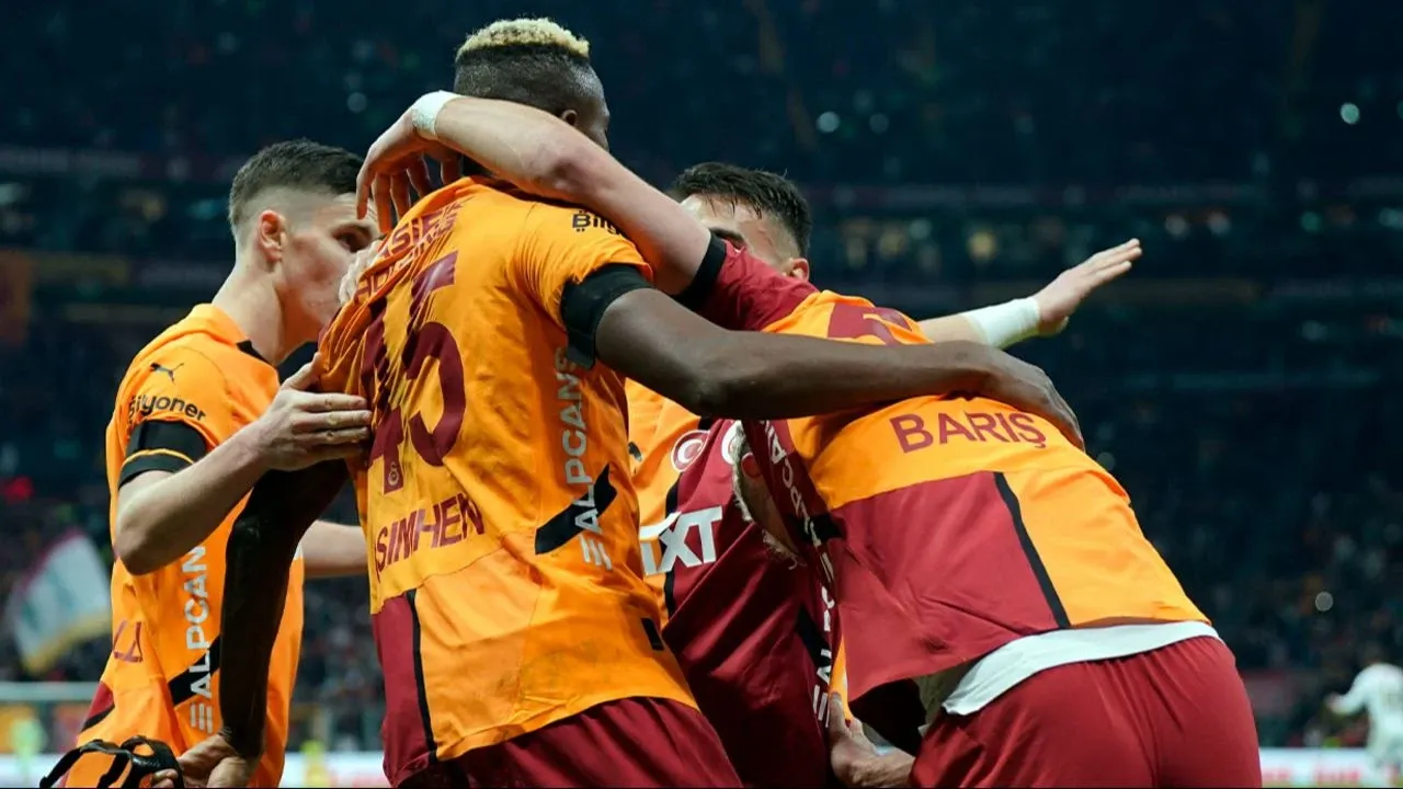 Galatasaray sarı kart sınırındaki oyuncular! Çaykur Rizespor karşılaşması öncesi gündem oldu