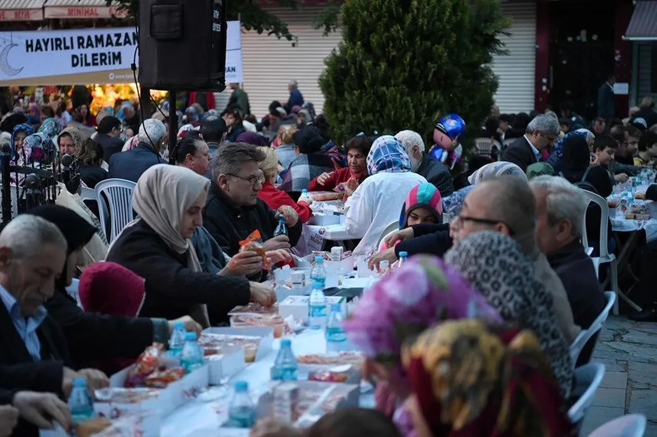 İlk sahur ve ilk oruç ne zaman? 2025 Ramazan orucu tarihi merak ediliyor TGRT Haber