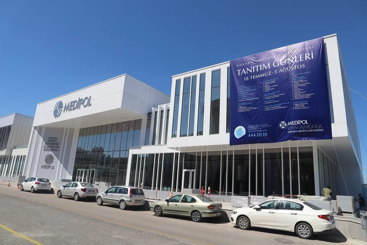 Makam aracında uyuşturucu bulunduğu iddiasına Ankara Medipol Üniversitesinden açıklama