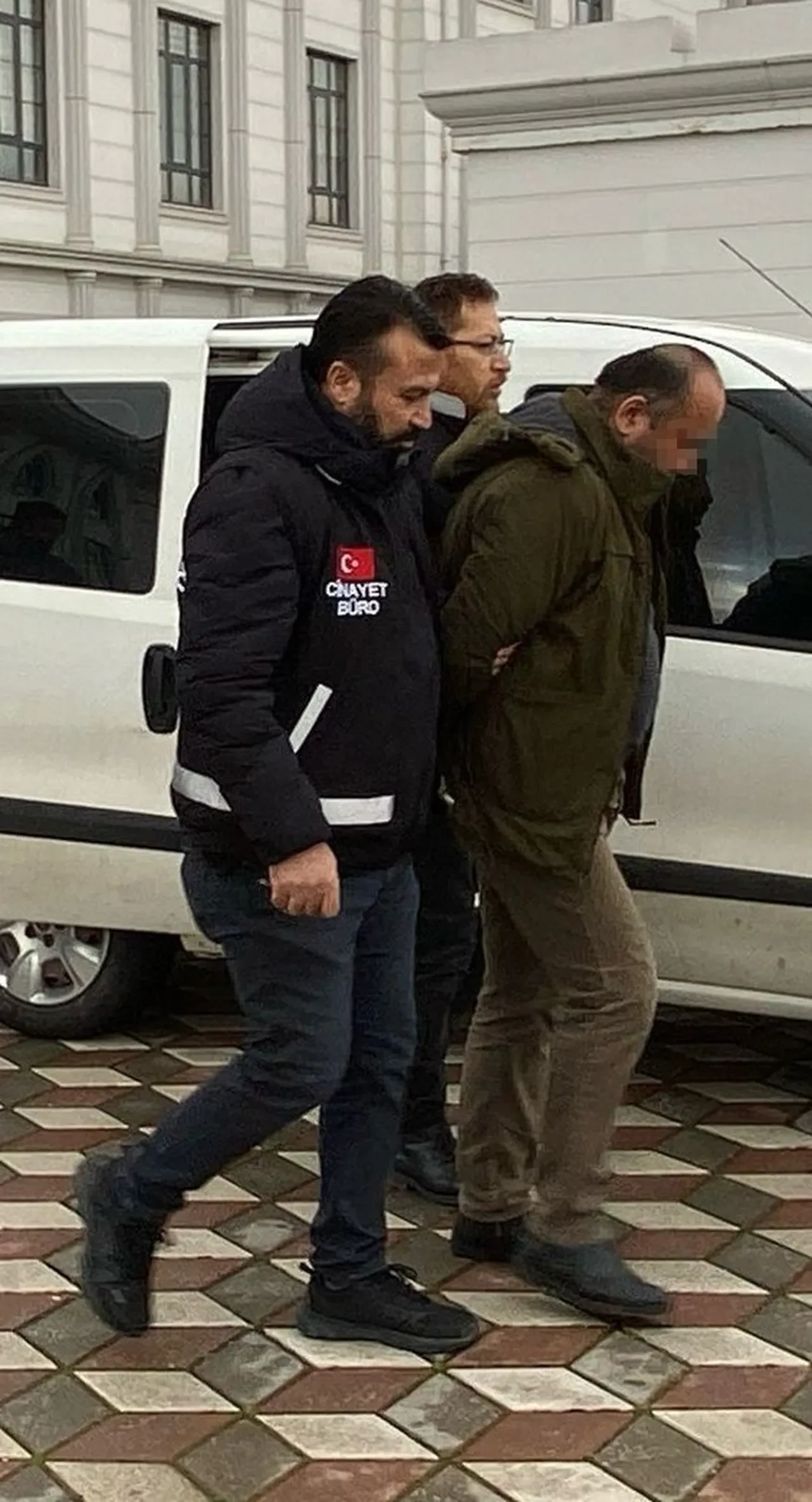 Selçuk Üniversitesi'nde silahlı saldırı! Dekan yardımcısını vurup intihara kalkıştı