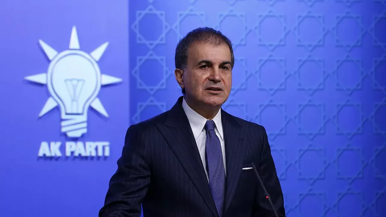 Son dakika | Ömer Çelik'ten CHP'ye eleştiri: Aralarında sertleşen bir yarış var!