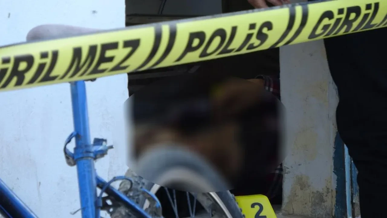 Borç kavgasında arkadaşını kurşun yağmuruna tuttu! Ekipler, arazide kaçarken yakaladı