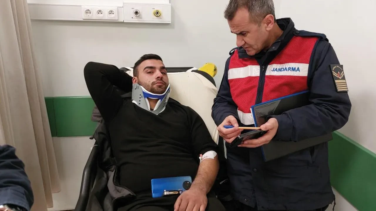 Kazada yaralanan sürücüyü kimse fark etmedi! 9 saat baygın kalan gencin yaşadıkları şoke etti 