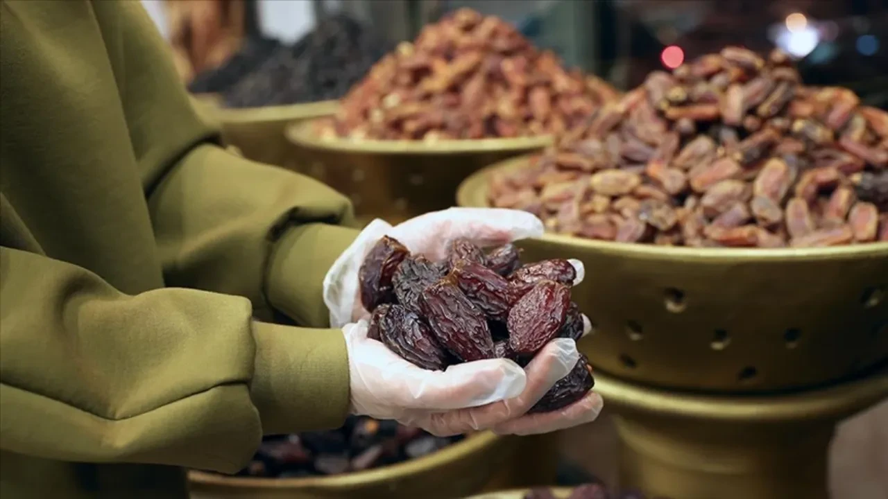 Ramazan ayının vazgeçilmez meyvesinin fiyatı da zamlandı