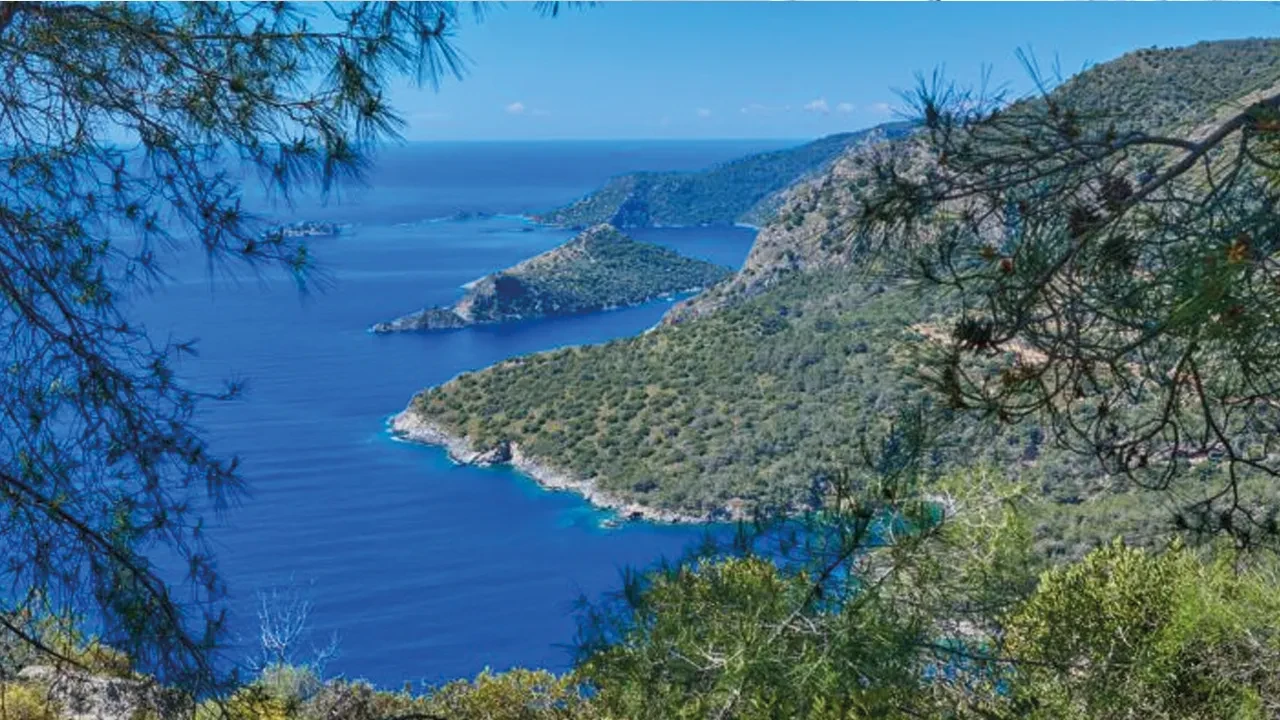 Türkiye'nin doğusu ve batısı ayrı mevsimler yaşıyor! İki şehir arasındaki sıcaklık farkı şoke etti 