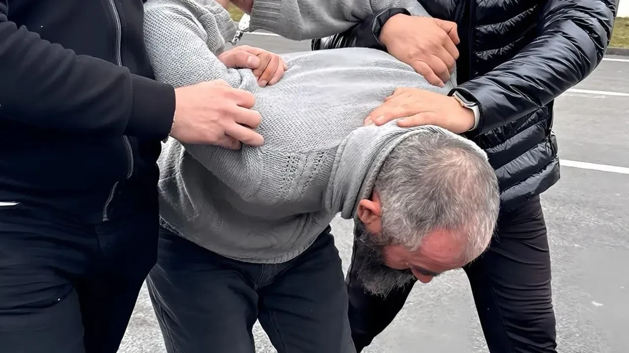 Cumhurbaşkanına hakaret içerikli paylaşım yapan şahıs Suriye