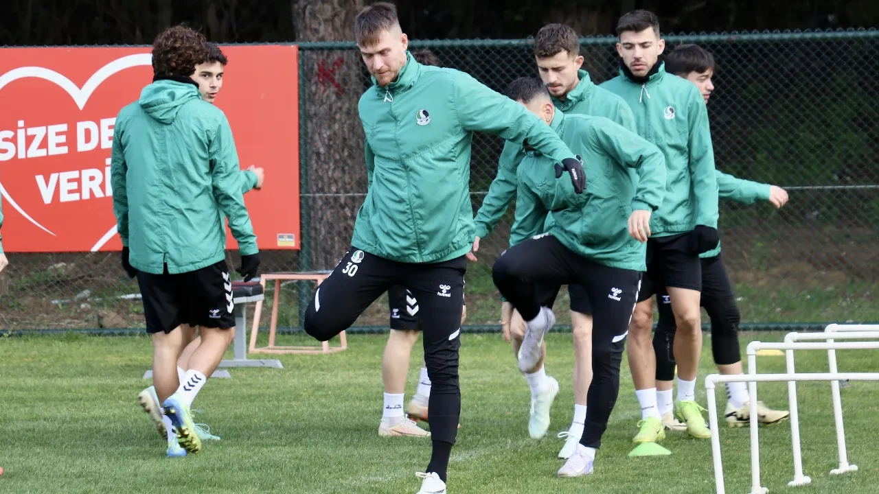 Sakaryaspor, Ümraniyespor maçının hazırlıklarına başladı!