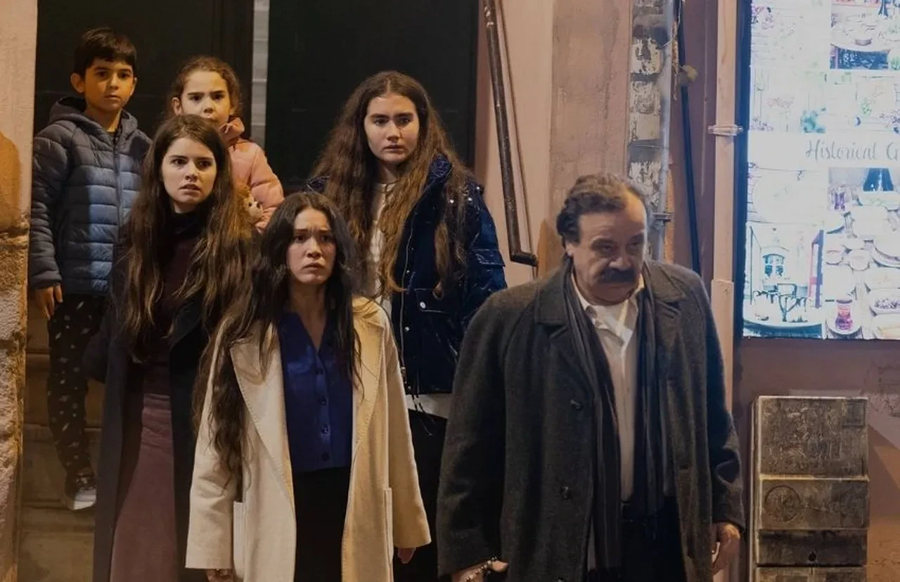 Şakir Paşa Ailesi'ne RTÜK'ten ceza 