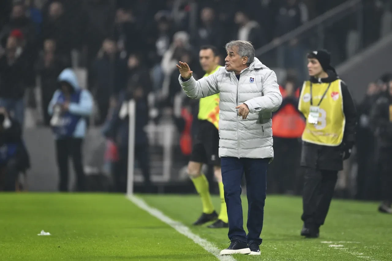 Şenol Güneş'ten Beşiktaş taraftarına küfür cevabı! 'Efendilik de!..' 