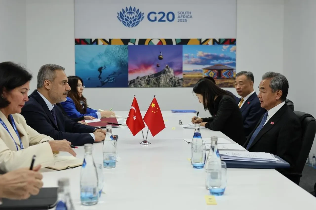 Dışişleri Bakanı Hakan Fidan Çinli mevkidaşı Wang Yi ile görüştü